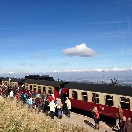 Am Eichenberg, Haus 1 *